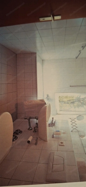 Zentrale Stadtwohnung mit Tiefgarage  Bild 2