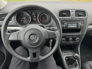 VW Golf 1.6 TDI nur 123.300km Bild 8