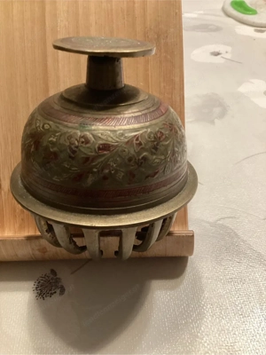 Vintage Messing Kralle Glocke Bild 2
