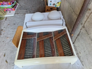 Verschenke Spiegeschrank und div. Lampen Bild 2