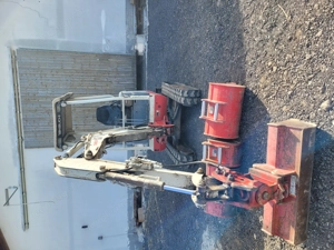 Takeuchi TB016 Bild 2