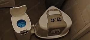 Katzenklo sowie Littycat Katzenstreu-Entsorgungseimer inkl. Schaufel und Nachfüllkassette  Bild 2