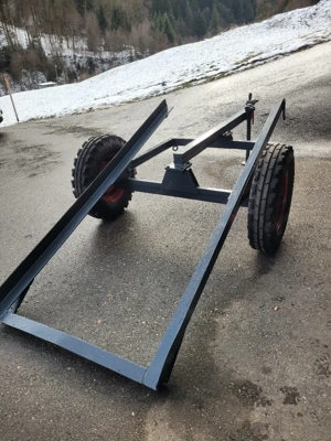 Anhänger für Traktor Bild 4