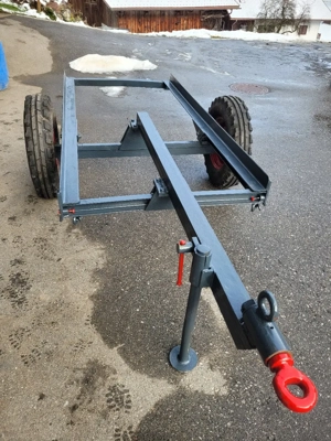 Anhänger für Traktor Bild 2