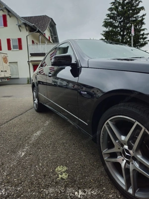 Mercedes Benz E220 CDI Elegance Bild 3