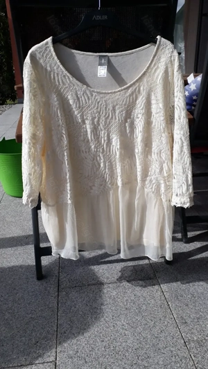NEUE Chiffonbluse mit Spitze, Gr. 46, Farbe ecru, Marke "Fair Lady"