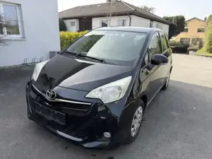 Toyota Verso-S Bild 3