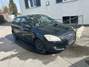 Kia Ceed crdi  Bild 2