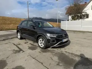 VW t-Roc 2.0Ltdi Bild 2