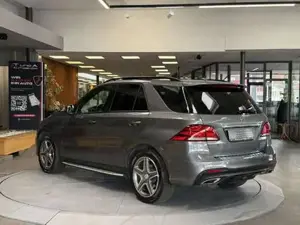 Mercedes-Benz E 350 Bild 9