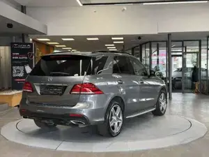 Mercedes-Benz E 350 Bild 6