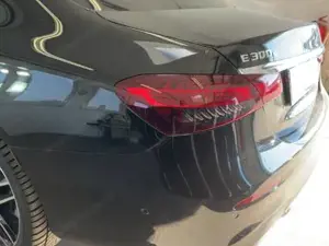 Mercedes-Benz E-Klasse Bild 5