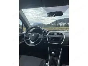 Suzuki S-Cross Bild 9