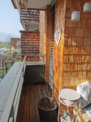 Charmante neuwertige 2 Zi-Wohnung im 1 Stock, Balkon mit Markise, Tiefgaragenplatz und Kellerabteil Bild 6