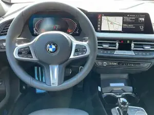 BMW 120d xDrive M-Paket // LED-Scheinwerfer // Anhängerkupplung Bild 7