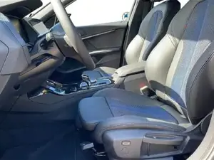 BMW 120d xDrive M-Paket // LED-Scheinwerfer // Anhängerkupplung Bild 10