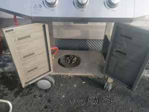 Gasgrill mit Gasflasche  Bild 3