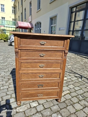 Herrenkomode   Bild 2