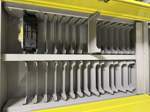 Werkzeug   Kleinteile Schrank  Bild 2