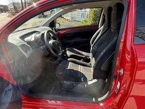 Peugeot 108 1,0 e-VTi 68 Top kompakter Stadtflitzer  Bild 10