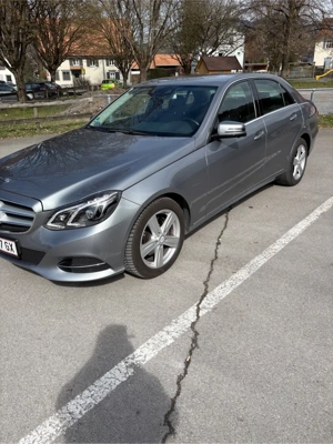 Mercedes E 350 Avangart 4 matik Bild 2