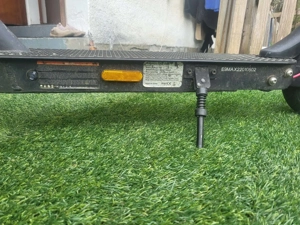 Elektroroller keine lade kabel Bild 3