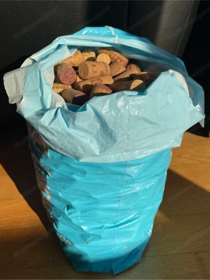 Sack voll Korken Bild 2