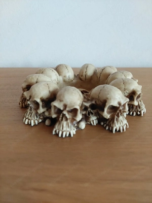 Vintage Totenkopf Aschenbecher  Bild 2