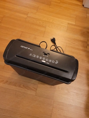 Aktenvernichter Genie 106S Bild 2