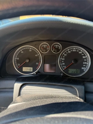 VW Passat 1.9 tdi Bild 2