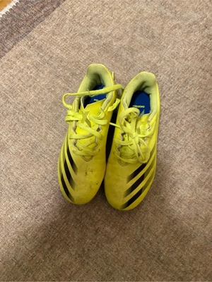 kinder fussball schuhe  Bild 3