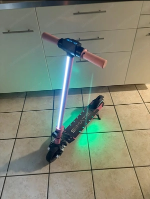 SIMATE Faltbarer Kinder Elektro Scooter  Bild 4