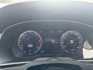 VW Passat Variant SCR Highline TDI 4Motion DSG  Bild 4