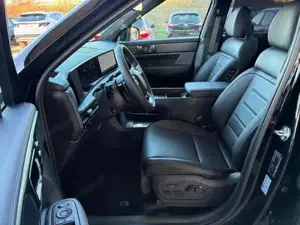 Hyundai SANTA FE PHEV Black Line 4WD 6-Sitzer / 4x Shz + Sitzbel... Bild 5