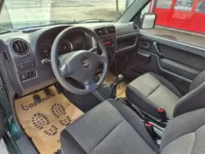 Suzuki Jimny Bild 12