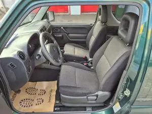 Suzuki Jimny Bild 11