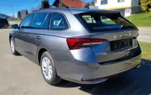 Skoda Octavia  1000  Reduziert *Automatik * 4 Jahr Garantie - Bild 5