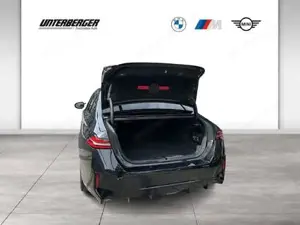 BMW i5 M60 xDrive M- Sportpaket Pro // Head-Up // Panorama Glasdach // Sitzbelüftung vorn Bild 12