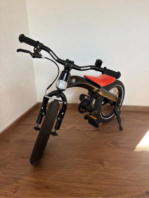 BMW Kidsbike Fahrrad und Laufrad Bild 3
