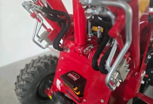 N-ECO 604 Elektrohoflader mit Klappdach - Hoflader - Radlader Bild 7