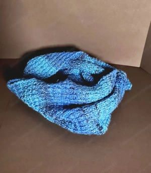 blauer Schlauchschal Bild 2