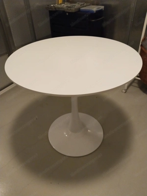 Sehr stabiler Tisch 80 cm 