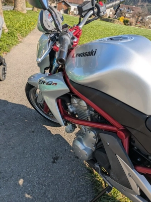 Kawasaki ER6n Nakedbike Bild 5
