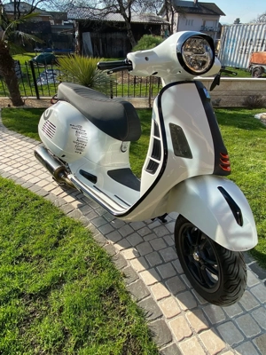 Vespa GTS Supersport Bild 5