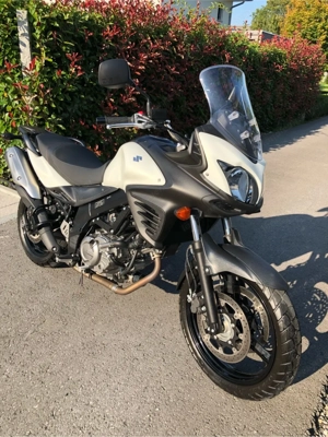 Motorrad Suzuki V-Strom 650 Bild 2