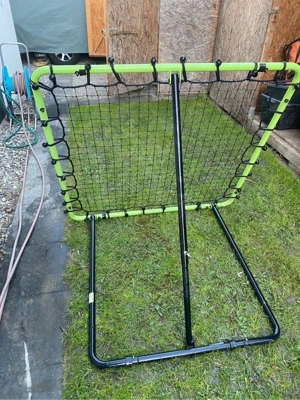 Fussball Rebounder Bild 2