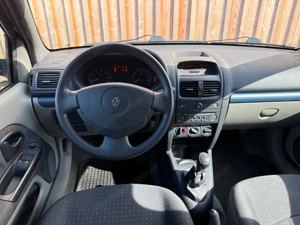 Renault Clio Bild 6