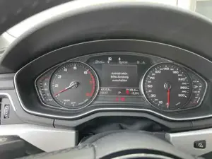 Audi A4 Bild 13