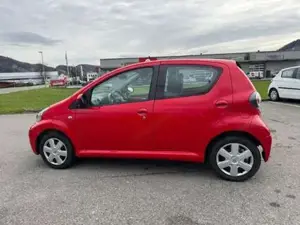 Toyota Aygo Bild 8