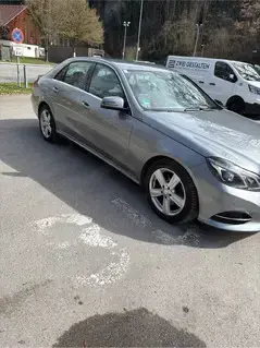 Mercedes E 350 Avangart 4 MATIC Bild 3